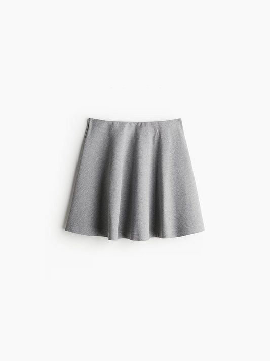 Short pleated skirt