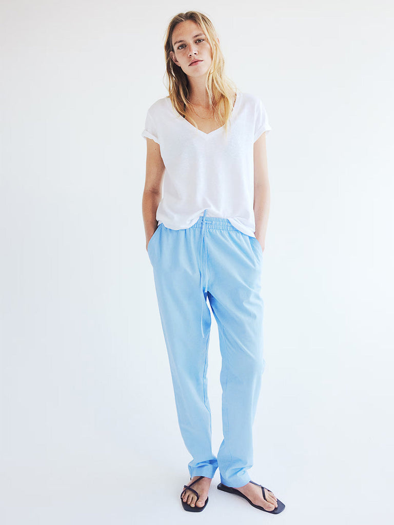 Women’s Mid-Rise Slim Fit