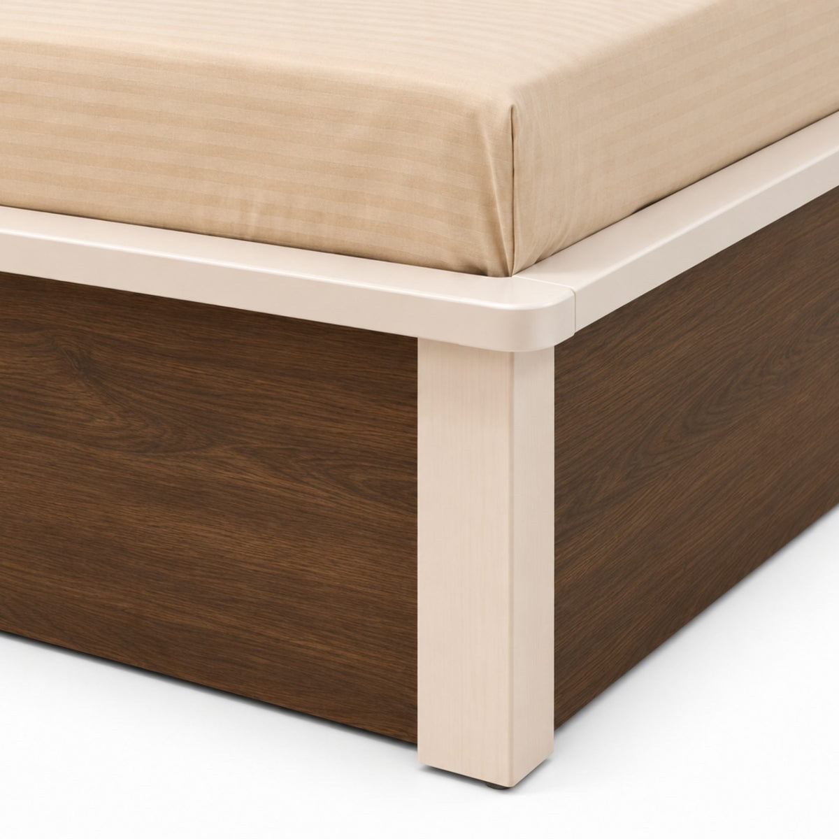 Vesta King Bed — detail